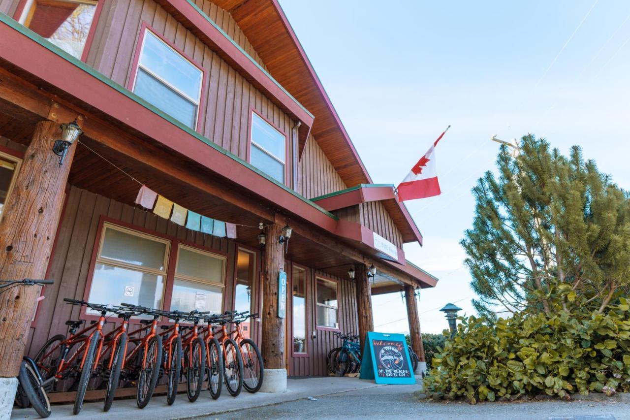 Whalers Guesthouse Тофино Екстериор снимка