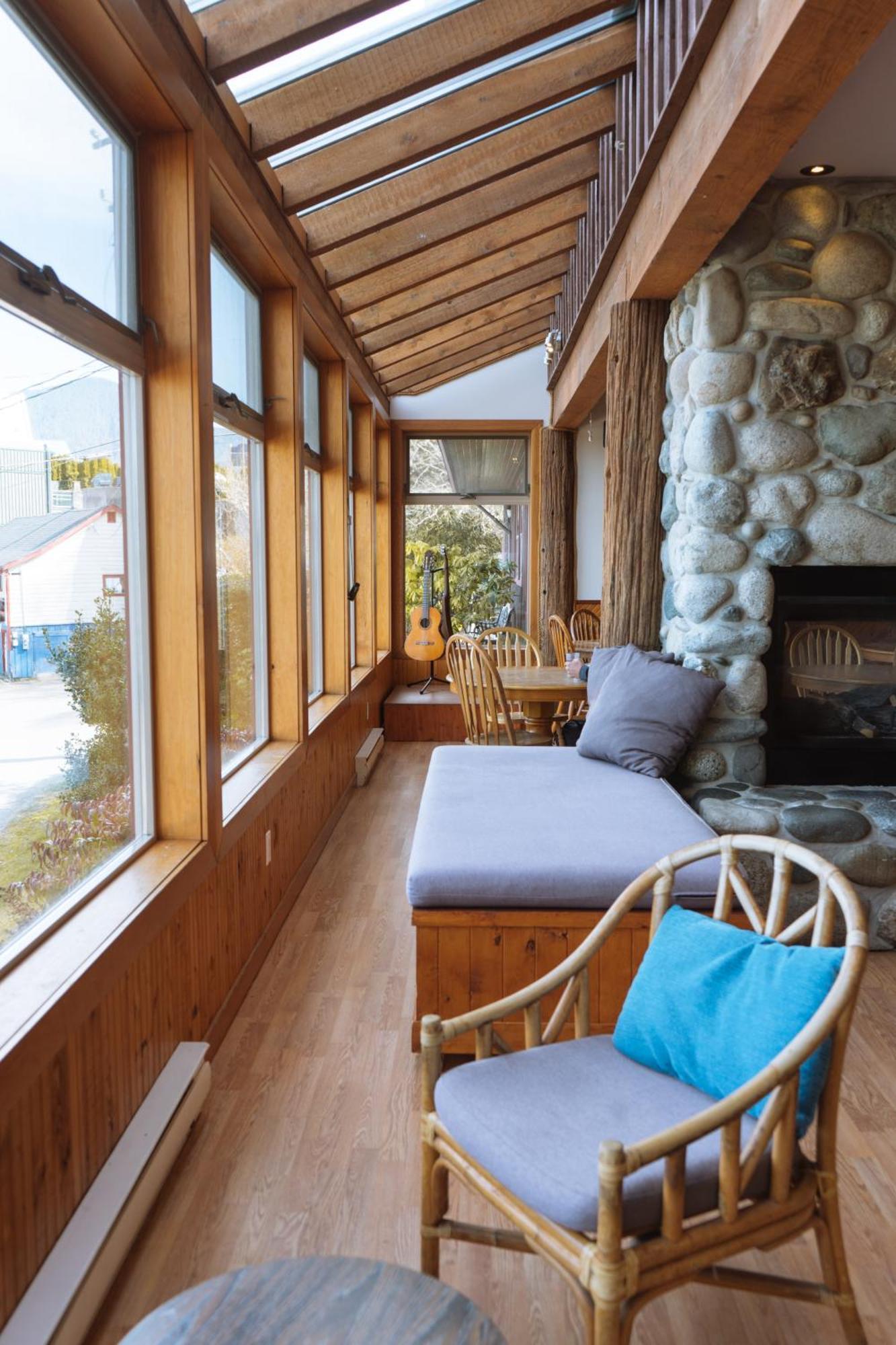 Whalers Guesthouse Тофино Екстериор снимка